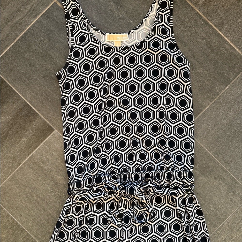 Michael Kors Black and White Hexagon Maxi Dress - Picture 2 of 6